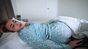 My whore step mom wakes me up in the best