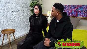 Lara Rey claims to be a HARDCORE QUEEN: But we