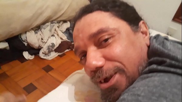 STUFFING A CONSOLE IN BLUEZAO'S ASS