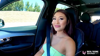 Real Teens - Mina Luxx Quicky Fuck In The Alleyway