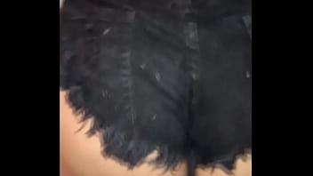 My step sister's ass makes me horny and I put