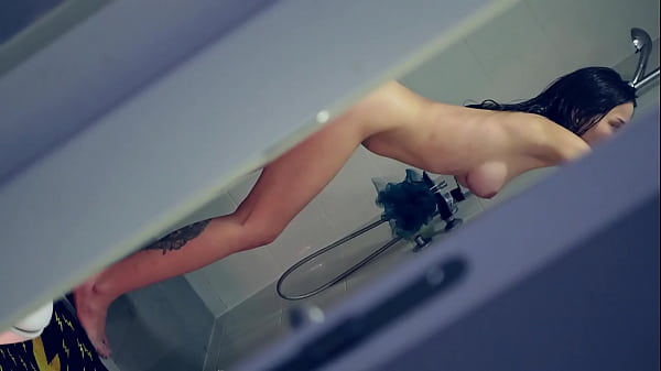 Caught my stepsister while she fucking with dildo in the