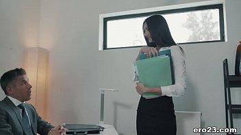 Hot secretary and her big cocked boss - Eliza Ibarra