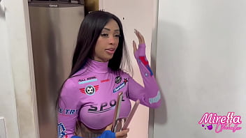 SHE MADE MY COCK LIKE AN ICE CREAM AND SUCKED