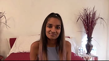 Desperate Amateurs Abby Kama Sutra and Missbehavin get their tight