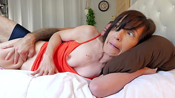 Stepdaughter accidentally mistaken stepdad as BF, leaving her creampied. SO