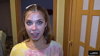 Bed Master Tests His Client's Pussy Out Well - Pussy