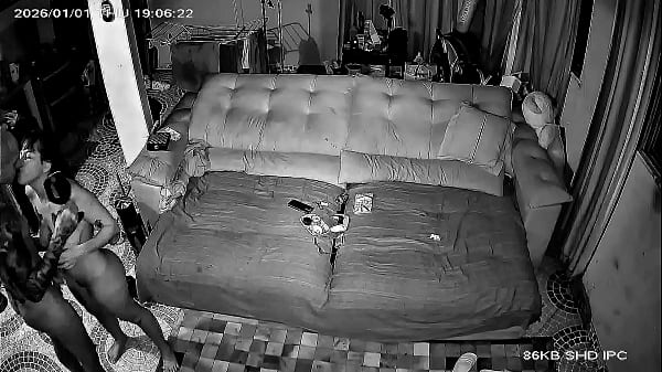 Boyfriend sets off camera and catches his best friend having