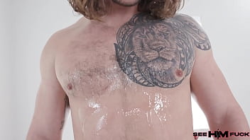 Charmer Liam Needsom Gets His Feet And Toes Worshiped By