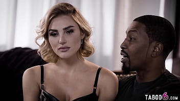 Camgirl Kenzie Anne invites friend Kenna James for an interracial