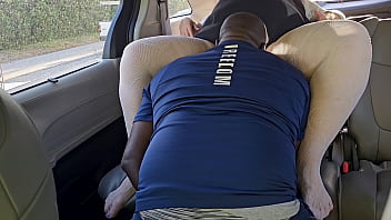 Female Passenger Pay Taxi Driver With Blowjob & Gets pussy