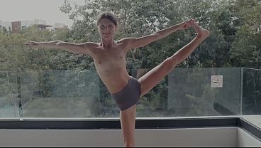 Yoga solo
