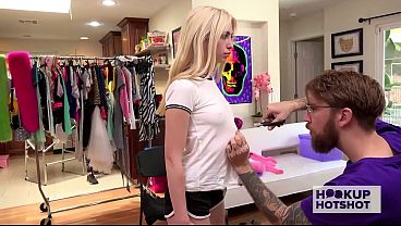 BTS 90-Pound Fuck Doll Jane Wilde Begs To Get Fucked