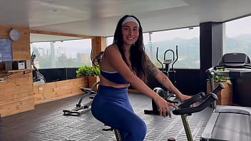 I'M STUFFING MY NEIGHBOR AFTER LEAVING THE GYM