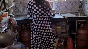 Brother-in-law took the native sister-in-law to the kitchen and fucked