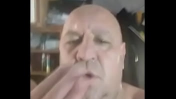 MAID FUCKS WITH TIUZAO