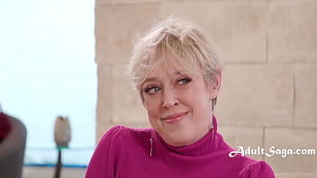 Teen Begs Stepmom Fuck Her Boyfriend To Understand Cuck Stepdad