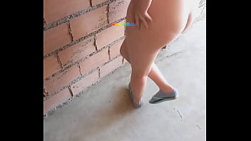 A HOMEMADE BRICKLAYER FUCKS THE OWNER'S WIFE ON THE TERRACE.