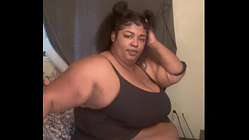 Made my fat pregnant pussy squirt hard