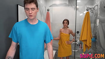 Stepsibling Seduction: Nikki and Jodie's Intimate Sex