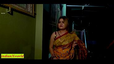 Amazing Sex with Beautiful Neighbor Bhabhi! Sudden Sex