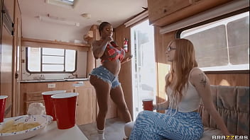 Welcome to Humper's Park 1 - Hazel Moore, Ebony Mystique