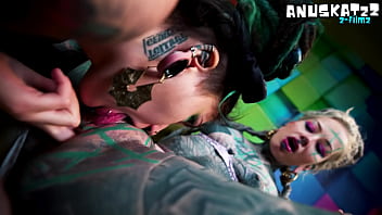 Inexperienced tattooed hippie girl gets anal lesson from alternative pornstar