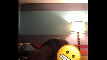 Riding me til she cums