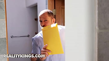 (Percy Sires) Lets Her 's Employee (Scott Nails) Inside Their