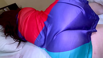 When the stepson saw the stepmother's big ass, he couldn't