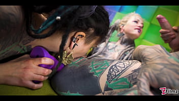 2 Goth Girls Threesome with Anal Gapes, Prolapse