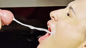 The Bunny sat on the black guy's dick rubbing her