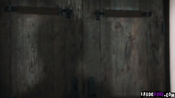 Reagan Foxx and Shay Sights turn their sights on a