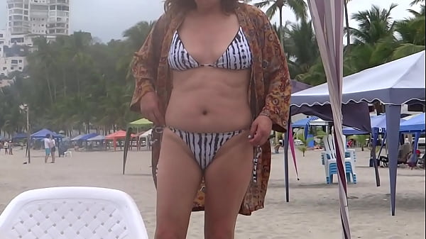 Full video showing myself on the beach, sucking, fucking and