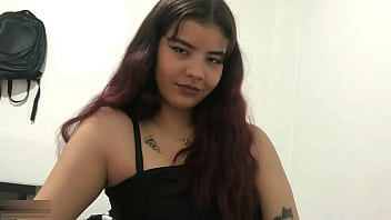 Fascinating work of beautiful Latina stepsister with her pussy and