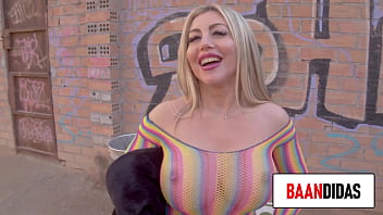 Spanish whore misses the appointment with her husband to help