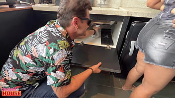 Cuckold husband hires plumbers to block his wife's pipes with