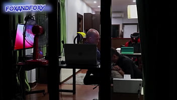 In the opposite office knows how to motivate! Coworker sucks