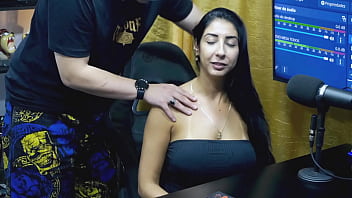 Ruan showed his dick to Renatinha Mello, she loved his