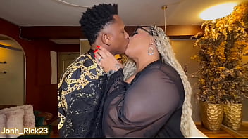 Fucking my wife's friend