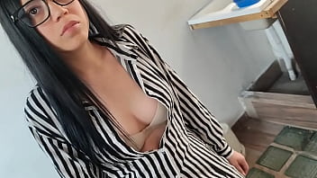 I meet Estefani at the mall when I was going