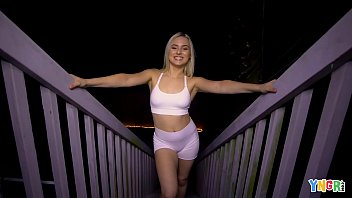 YNGR - 19 Year Old Hottie Aria Banks Loves To