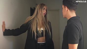 I meet my ex classmate and we end up fucking