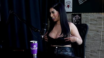 Had a relationship as a hotwife and wants a cuckold,