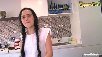 MAMACITAZ - Colombian Cleaning Lady Luna Ruiz Rides Cock On