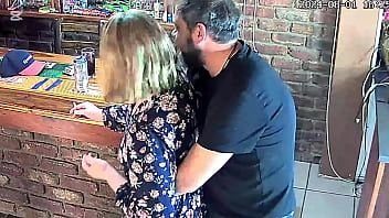 Caught my wife cheating with the pool guy on cc