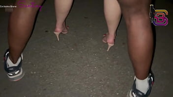 CUCKOLD FILMS WIFE GIVING IT IN THE CAR FOR A