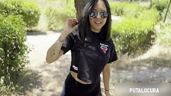 PutaLocura - Torbe catches hot Venezuelan Valeria Valois and fucks