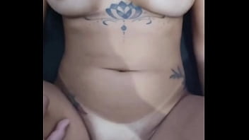 Neighbor sucked the ass and pussy of the casadinha who