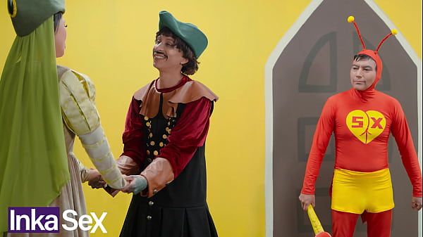 Lost Chapter - El Pichul&iacute;n Colorado hits Pulieta with his